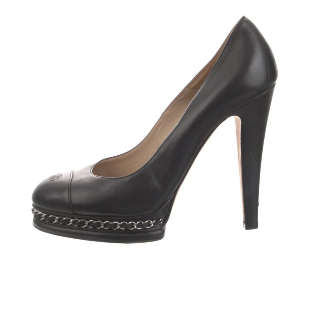 Authentic **** Best deal Chanel High Heels with Chain Detail Black Leather